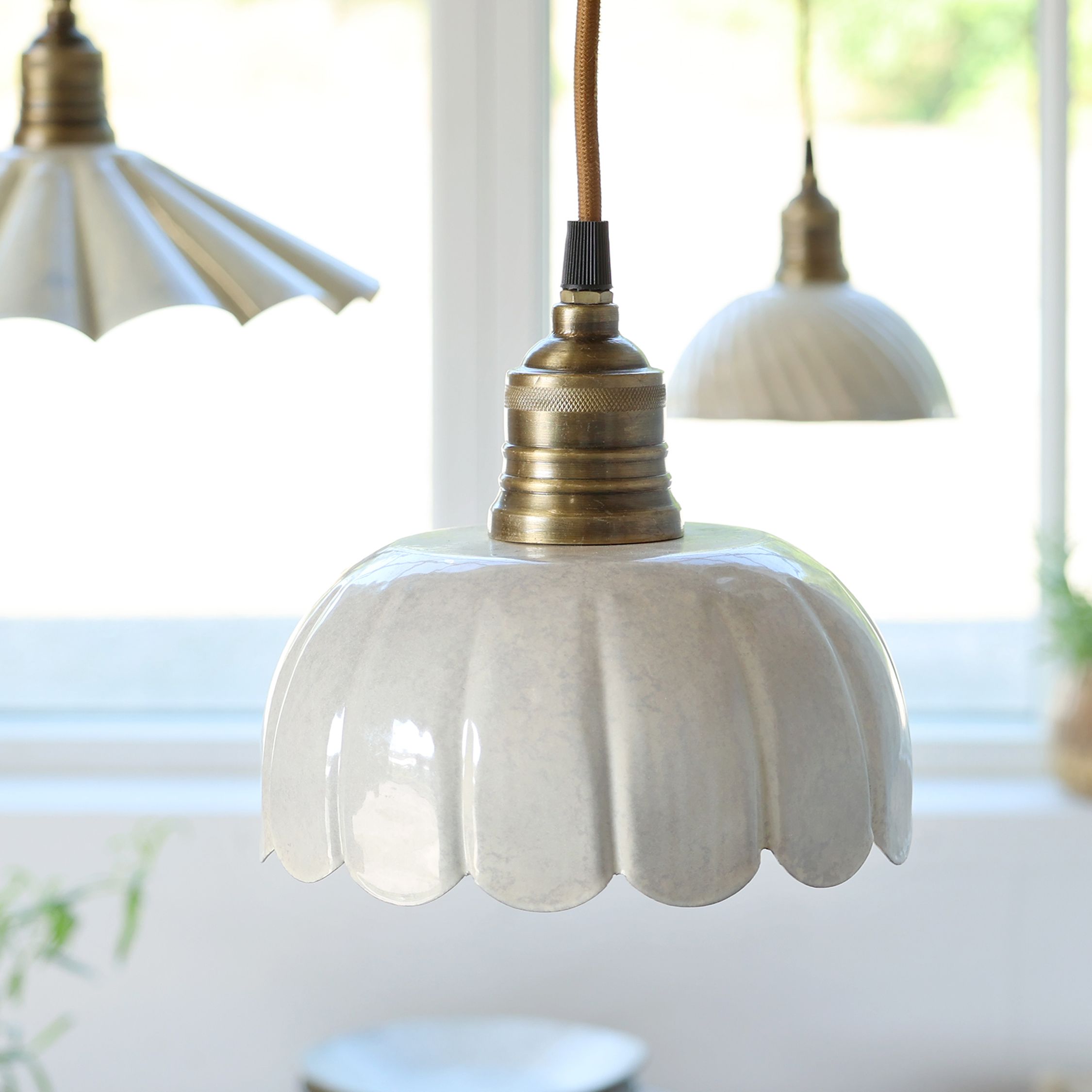 Lampadario Chic Antique – Lunel Lamp in Enamel