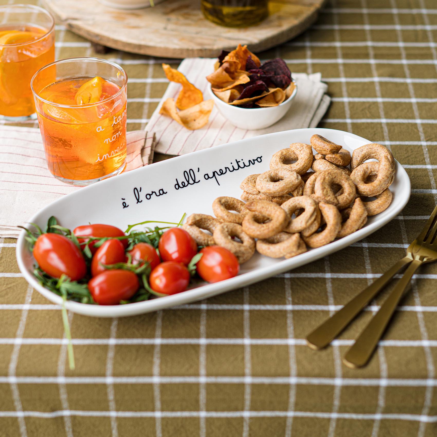 Piatto ovale fondo E' l'ora dell'aperitivo - 34 cm Simple Day
